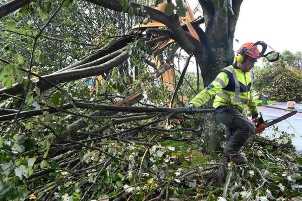 Tempête Aurore : Quatre morts en Pologne, transports perturbés dans le nord de l’Europe