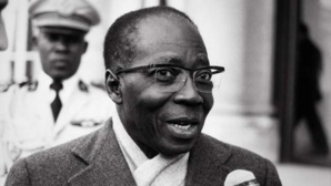 Léopold Sedar Senghor, premier Président de la République du Sénégal, décédé le 20 décembre 2001 Léopold Sedar Senghor, premier Président de la République du Sénégal, décédé le 20 décembre 2001