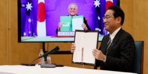 Japon-Australie : Signature d'un traité de défense «historique»