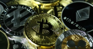 Goldman Sachs affirme que le bitcoin va concurrencer l'or en tant que "réserve de valeur".