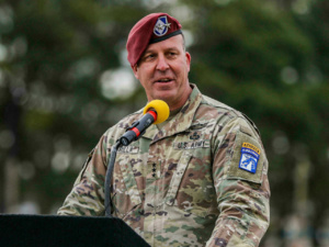 Etats-Unis - Un vétéran d’Irak à la tête des opérations au Moyen-Orient Etats-Unis - Un vétéran d’Irak à la tête des opérations au Moyen-Orient