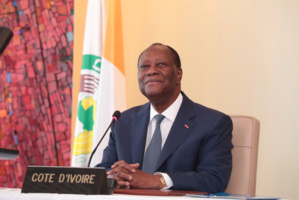 Côte d’Ivoire : Alassane Ouattara annonce des mesures contre les irrégularités dans les entreprises après une série d’audits