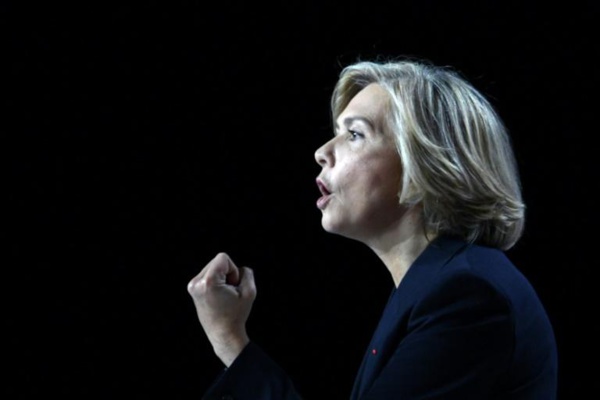 Présidentielle: Pécresse vante une "nouvelle France" en meeting et Mélenchon "une situation caricaturale" Présidentielle: Pécresse vante une "nouvelle France" en meeting et Mélenchon "une situation caricaturale"