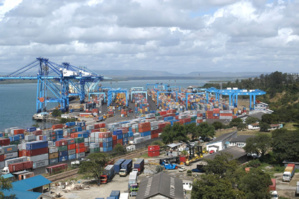 Le Kenya attire les pays sans accès à la mer d'Afrique de l'Est pour tirer profit de son port de Lamu construit par la Chine