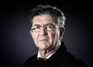 Législatives : Mélenchon veut tous les partis de gauche "groupés", y compris le PS Législatives : Mélenchon veut tous les partis de gauche "groupés", y compris le PS