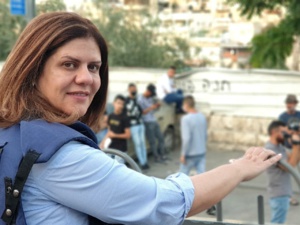 La journaliste palestinienne Shireen Abu Akleh assassinée par un tir de soldat israélien La journaliste palestinienne Shireen Abu Akleh assassinée par un tir de soldat israélien
