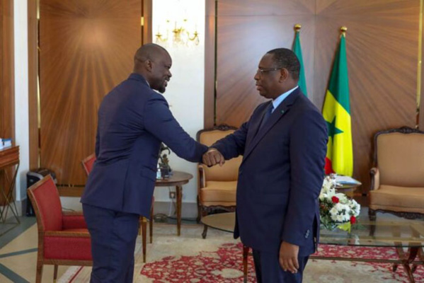 L'opposant Ousmane Sonko reçu au palais par le président de la république Macky Sall. C'était le temps de la trêve anti-Covid.