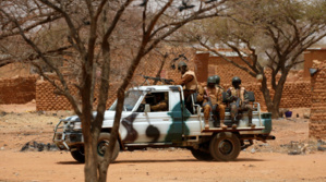 Au Burkina, des ONG dénoncent l’exécution « extrajudiciaire de plus de 40 personnes »