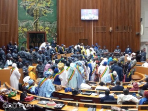APR - Le SEN dénonce « les actes de nature à affaiblir le groupe parlementaire Bennoo Bokk Yaakaar » (Résolution)