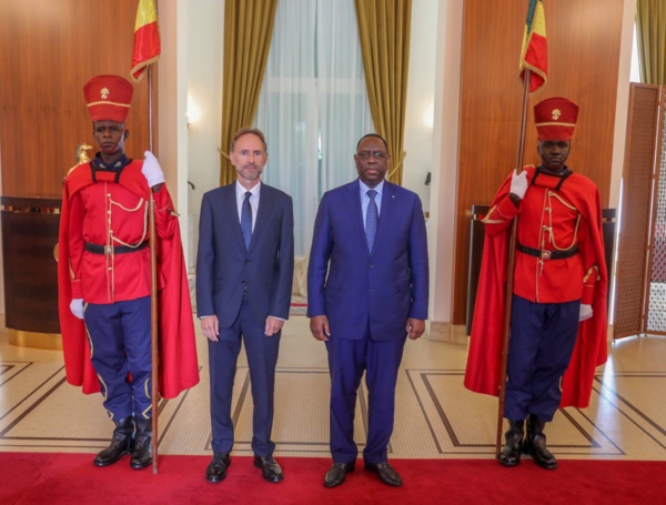 Jean-Marc Pisani au Palais de la République avec le Président Macky Sall Jean-Marc Pisani au Palais de la République avec le Président Macky Sall