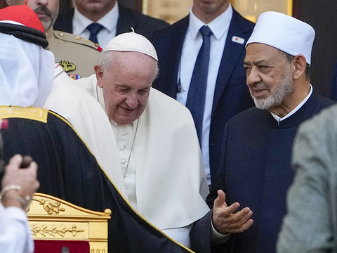 A Bahreïn, le pape appelle à l'unité face à la logique des "blocs opposés"