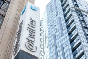 Twitter licencie "environ 50%" de ses employés dans le monde Twitter licencie "environ 50%" de ses employés dans le monde