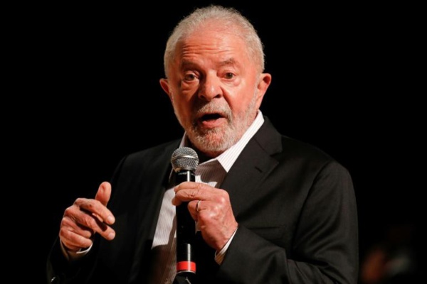 Lula en sauveur de l'Amazonie à la conférence sur le climat Lula en sauveur de l'Amazonie à la conférence sur le climat