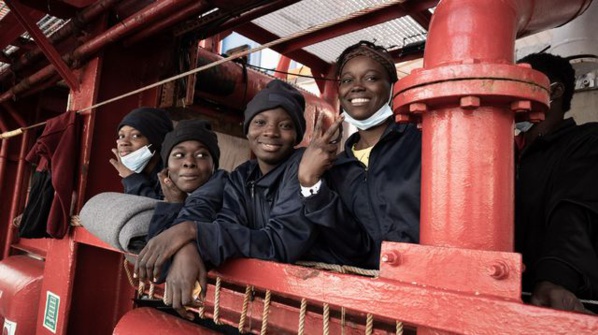 Ocean Viking: le sort des rescapés dans le flou, une semaine après leur accueil Ocean Viking: le sort des rescapés dans le flou, une semaine après leur accueil