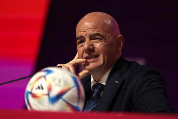 Mondial-2022 au Qatar : le patron de la Fifa dénonce l'hypocrisie des Occidentaux Mondial-2022 au Qatar : le patron de la Fifa dénonce l'hypocrisie des Occidentaux