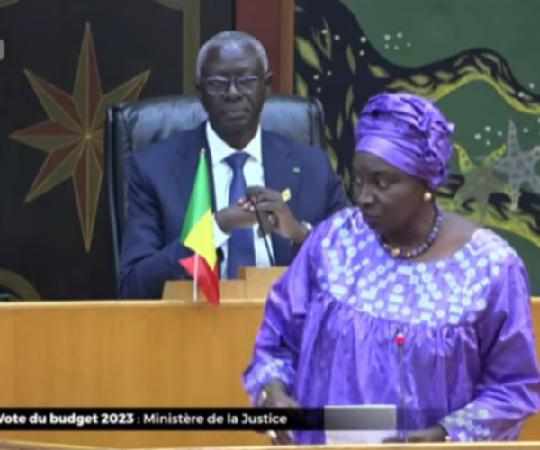« 3ème mandat » - La question d’Aminata Touré à Ismaïla Madior Fall : Le référendum de mars 2016 était-il une escroquerie planifiée contre les Sénégalais ?