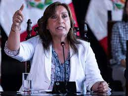 Pérou - La présidente refuse toujours de démissionner