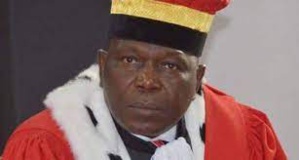 Mohamed Lamine Bangoura, président de la Cour constitutionnelle sous le régime d'Alpha Condé Mohamed Lamine Bangoura, président de la Cour constitutionnelle sous le régime d'Alpha Condé