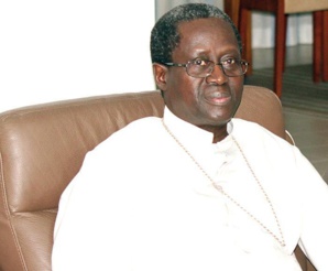 Monseigneur Benjamin Ndiaye alerte contre les "différentes formes d'incendie qui guettent" le Sénégal Monseigneur Benjamin Ndiaye alerte contre les "différentes formes d'incendie qui guettent" le Sénégal