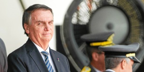 Bolsonaro quitte le Brésil pour les États-Unis avant la fin de son mandat Bolsonaro quitte le Brésil pour les États-Unis avant la fin de son mandat