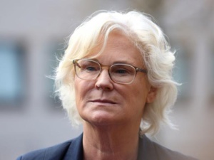 La ministre allemande de la Défense démissionne après une série de gaffes La ministre allemande de la Défense démissionne après une série de gaffes