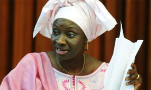 Aminata Touré – « Macky Sall compte nous imposer sa force et rien que la force pour son 3e mandat... Si je dois y laisser mon dernier souffle...» Aminata Touré – « Macky Sall compte nous imposer sa force et rien que la force pour son 3e mandat... Si je dois y laisser mon dernier souffle...»