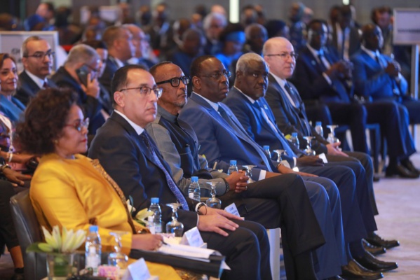 Macky Sall pour la révision des conditions de financement des infrastructures Macky Sall pour la révision des conditions de financement des infrastructures