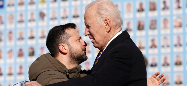 Ukraine : Joe Biden débarque à Kiev par surprise et rencontre Volodymyr Zelensky Ukraine : Joe Biden débarque à Kiev par surprise et rencontre Volodymyr Zelensky