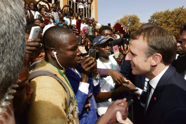 Emmanuel Macron en 2017 à l'université de Ouagadougou