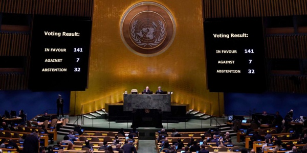L'Assemblée générale de l'ONU exige le retrait russe d'Ukraine