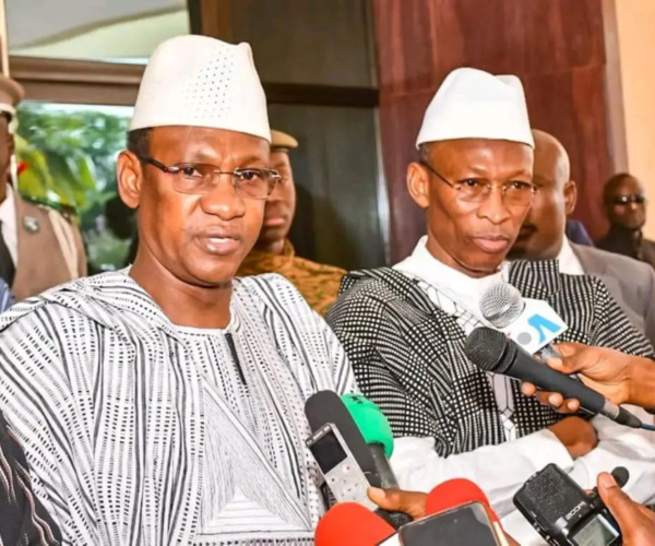 Choguel Maïga et Appolinaire de Tambéla Choguel Maïga et Appolinaire de Tambéla