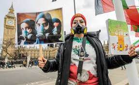 En Iran, plus de 100 arrestations dans l’affaire des écolières intoxiquées