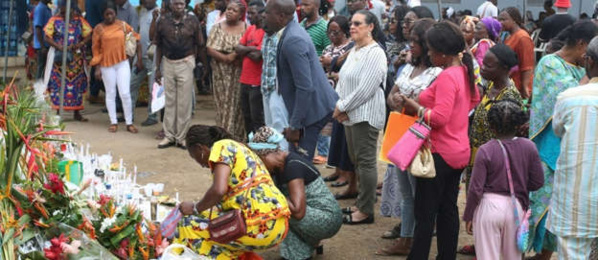 Naufrage d'un ferry au Gabon: le bilan s'alourdit à six morts et 31 disparus