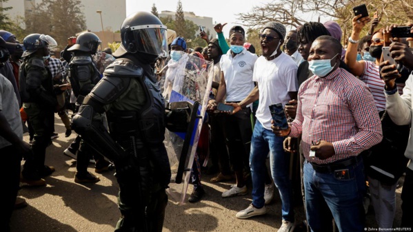 Tensions Politiques Au Sénégal – « Chaque Jour Qui Passe Nous Rapproche De La Catastrophe Redoutée » (me François Jurain)