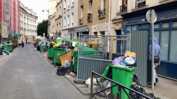 Ces 10.000 tonnes d'ordures qui meublent les rues de Paris Ces 10.000 tonnes d'ordures qui meublent les rues de Paris