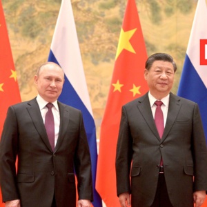 Xi Jinping accueilli à Moscou par Vladimir Poutine, l'Ukraine au menu d'un sommet Chine-Russie
