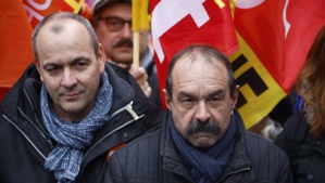 Laurent Berger (CFDT, à gauche) et Philippe Martinez (CGT), unis face à Emmanuel Macron contre la loi sur les retraites