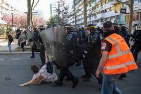 France - RSF appelle le ministre de l'Intérieur à faire cesser les "violences policières" contre les journalistes
