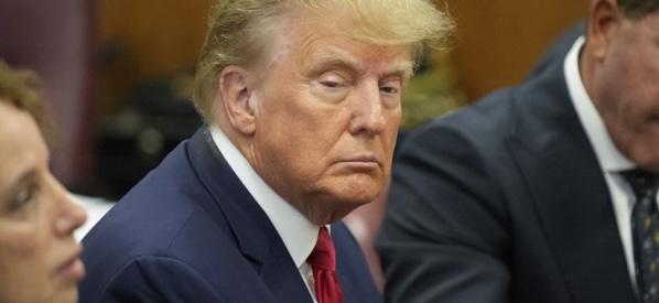 Donald Trump devant un tribunal new yorkais le 4 avril 2023