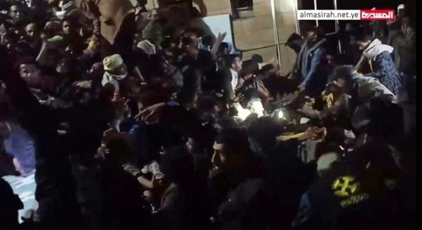 Bousculade meurtrière au Yémen pour une aide de huit dollars Bousculade meurtrière au Yémen pour une aide de huit dollars