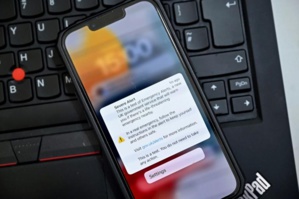 Le Royaume-Uni teste un nouveau système d'alerte sur les téléphones portables