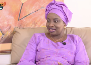 « Insultes et menaces par téléphone » : Aminata Touré « alerte » Macky Sall et le PDS « Insultes et menaces par téléphone » : Aminata Touré « alerte » Macky Sall et le PDS