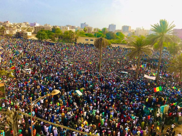 Coup de maître à la Place de la nation - La démonstration de force du F24 contre la 3e candidature de Macky Sall Coup de maître à la Place de la nation - La démonstration de force du F24 contre la 3e candidature de Macky Sall