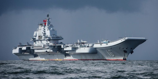 Le porte-avions chinois Shandong