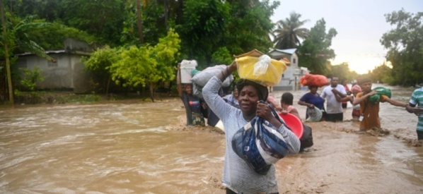Haïti: au moins 42 morts et des milliers de déplacés après des inondations Haïti: au moins 42 morts et des milliers de déplacés après des inondations