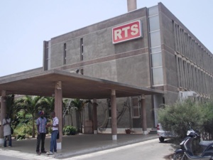 Tensions politiques : La RTSisation des télévisions privées Tensions politiques : La RTSisation des télévisions privées