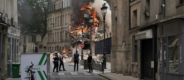 A Paris, au moins quatre blessés graves dans l'effondrement d'un immeuble