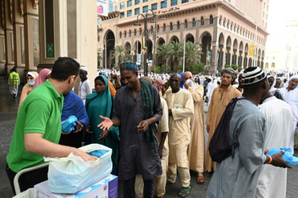 Des centaines de milliers de pèlerins au premier jour du hajj à La Mecque