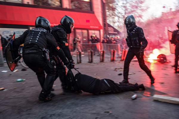Accusée de racisme et violence systémiques, la France parle de "nécessité" et de "proportionnalité" Accusée de racisme et violence systémiques, la France parle de "nécessité" et de "proportionnalité"