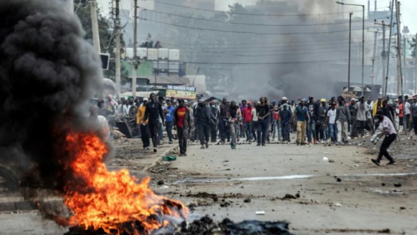 Kenya: six personnes tuées dans des manifestations antigouvernementales interdites Kenya: six personnes tuées dans des manifestations antigouvernementales interdites